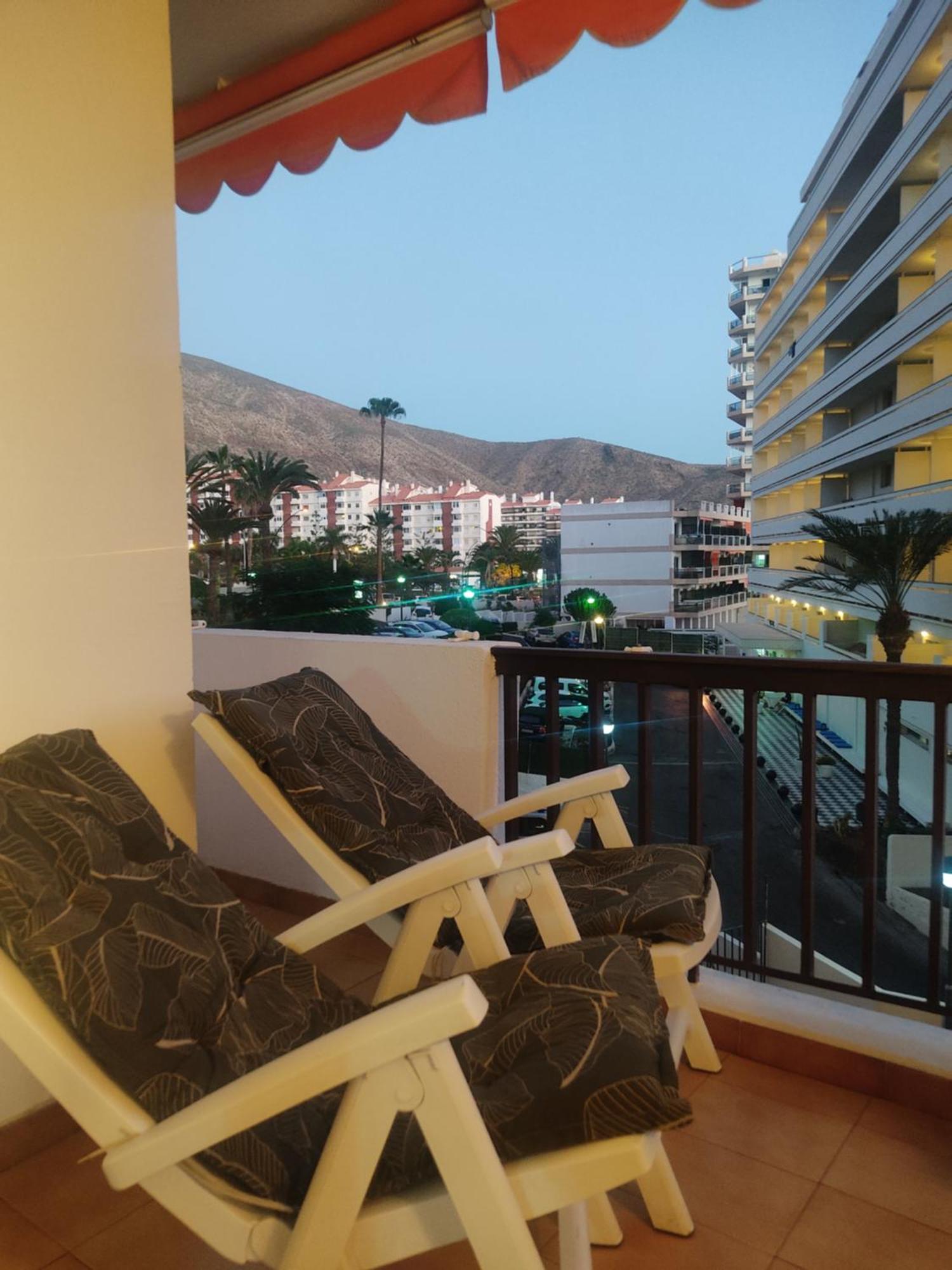Apartment En Cristianos Edificio Guayero *